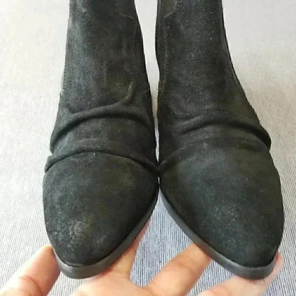 Coconut by Matisse Remmie Black Suede Ankle Slip on Bootie Boots 7.5 - Picture 3 of 9